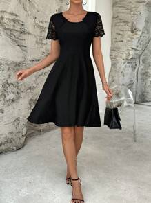 SHEIN Privé Đầm Tương phản ren màu trơn Giải trí - màu đen - Xem 4