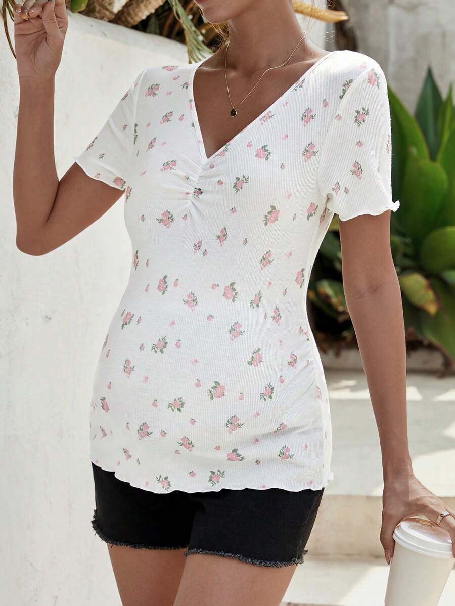 SHEIN Maternidad Camiseta con estampado floral fruncido fruncido ribete en forma de lechuga - Blanco - Ver 1