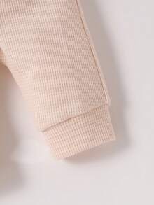 SHEIN 男嬰卡通圖案連體衣和褲子和連身褲和帽和圍兜禮品套裝