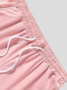 Manfinity Roghcode 宽松男士花卉和日本字母印花抽绳短裤 - 粉色 - 查看 3