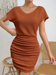 Breezaya Robe Moulante Unicolore À Ruché À Col Asymétrique - Acajou - Voir 6