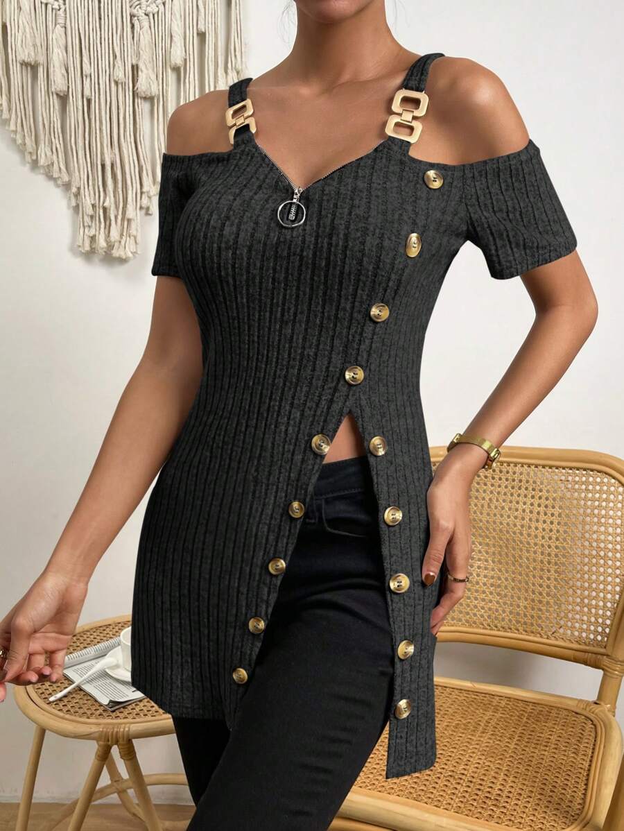 SHEIN Privé Camiseta de hombros descubiertos con botón delantero - Negro - Ver 1