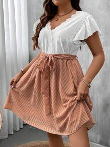 SHEIN LUNE Plus Size Contrast Lace Butterfly Sleeve Belted Dress - Multicolor - View 3