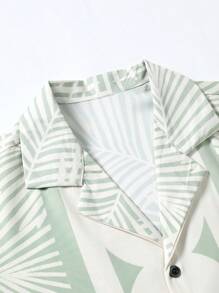 Manfinity Hypemode Men Tropical Print Graphic Colorful Lapel Neck Casual Short Sleeve Shirt, For Boyfriend Gift - Apricot - View 3