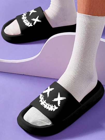 X Sandales à motif graphique pour hommes pour l'automne/hiver, sandales de salle de bain mode en EVA