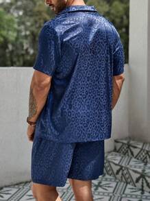 Manfinity Homme Men Leopard Jacquard Shirt & Shorts - Navy Blue - View 6