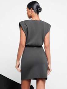 BizChic 墊肩素色緊身連衣裙不附腰帶 - 深灰色 - 查看 5