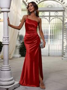 Faeriesty Chic One Shoulder Pleated High-Slit Satin Evening Dress - Sophisticated Formal Gown For Galas, Weddings, Red Carpet | All-Season Elegance - Red - View 6