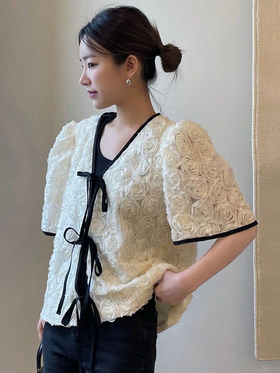 DAZY 3D撞色滾邊泡泡袖前打結襯衫 - 杏色 - 查看 1