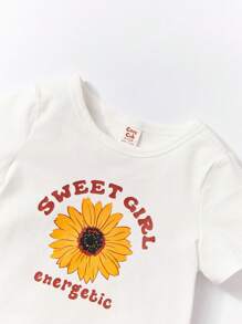 Cozy Pixies 嬰兒1入組花和標語圖案T恤 - 彩色 - 查看 4