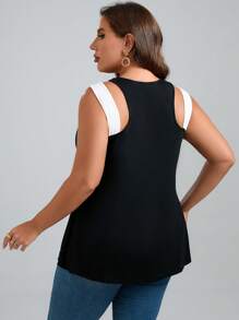 SHEIN Clasi Plus Two Tone Crisscross Halter Top - Black and White - View 3