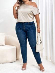 SHEIN Privé 大碼不對稱領蝙蝠袖緞面襯衫 - 香檳色 - 查看 4