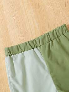 SHEIN Baby Boy Two Tone Flap Detail Shirt & Shorts Set Without Tee - Green - View 7