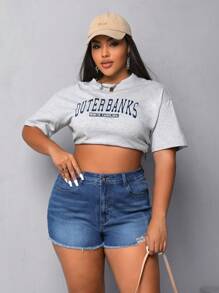 SHEIN EZwear Plus High Waist Ripped Raw Trim Denim Shorts - Medium Wash - View 3