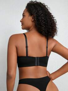 Sostén negro sólido extremadamente elástico sin costuras y de piel amigable con cojines no removibles para mayor comodidad - Negro - Ver 2