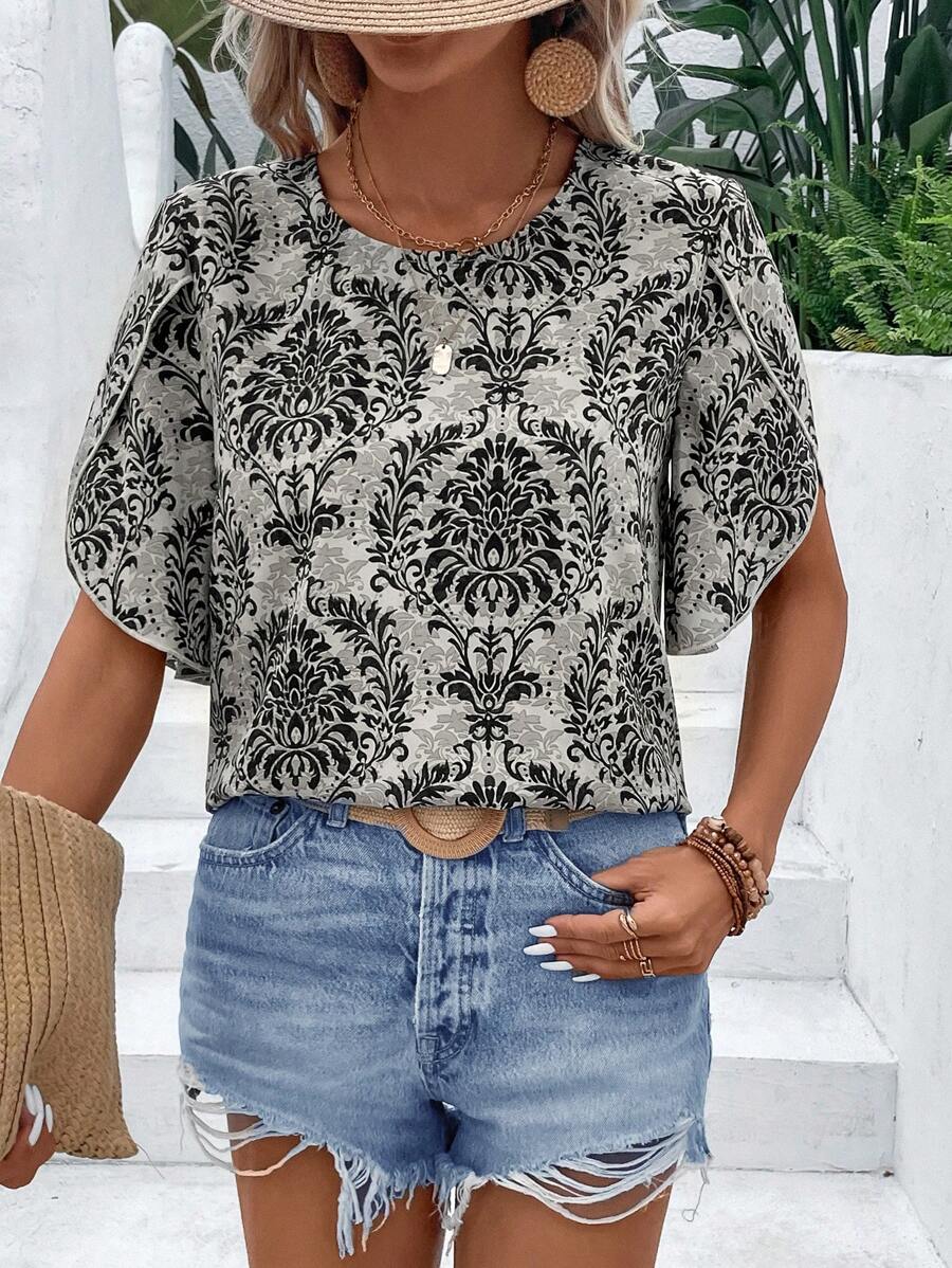 SHEIN LUNE Allover Print Petal Sleeve Blouse - Multicolor - View 1