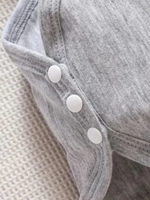 Baby Jungen Bodysuit mit Gesten und Buchstabengrafik