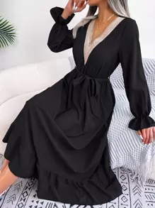 Guipure Lace Insert Flare Sleeve Ruffle Hem Belted Dress - Black - View 3