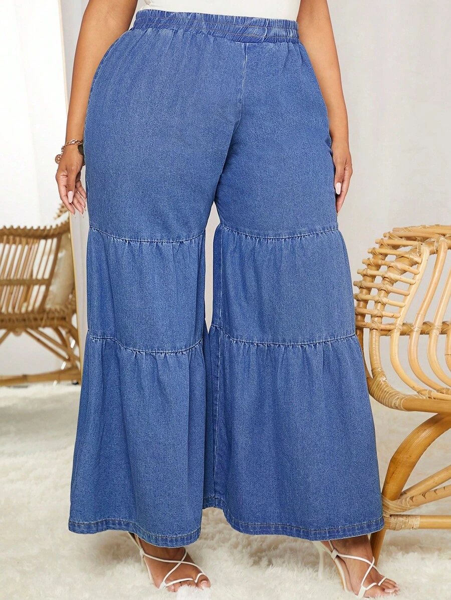 SHEIN CURVE+ Talla grande Jeans de cintura elástica bajo con fruncido de pierna ancha - Azul lavado medio - Ver 1