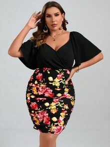 SHEIN Clasi 大碼印花蝴蝶袖側收褶緊身連衣裙 - 彩色 - 查看 4