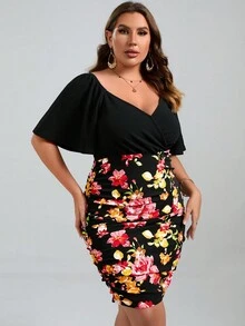 SHEIN Clasi 大碼印花蝴蝶袖側收褶緊身連衣裙 - 彩色 - 查看 5