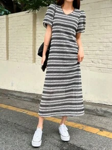 DAZY 條紋印花泡泡袖連衣裙 - 黑與白 - 查看 7