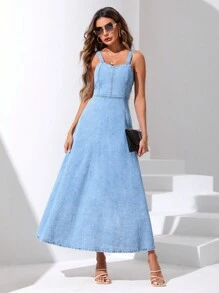 SHEIN Privé 後拉鏈牛仔吊帶連衣裙 - 淺色水洗藍 - 查看 5