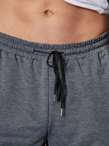 Manfinity Homme 男士大码字母貼布腰部抽繩短褲 - 灰色 - 查看 7