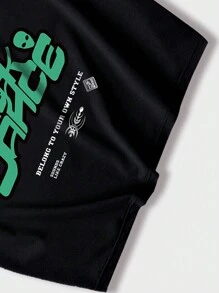 ROMWE MEN Street Life Guys Alien Graphic Tee - Black - View 5