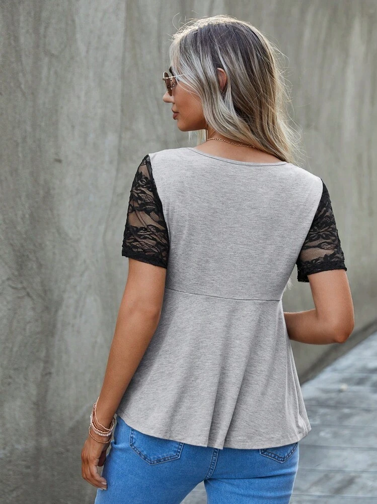 SHEIN LUNE コントラストレース シャーリングフロント Tシャツ - マルチカラー - 見る 2