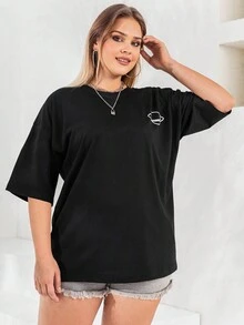 RueChic Hơn In hành tinh Áo thun Thả vai - màu đen - Xem 3