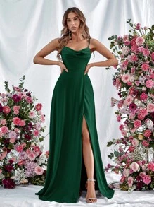 Faeriesty Váy dạ hội dây mảnh thanh lịch với thân áo nhún bèo & xẻ cao - Váy trang trọng cho sự kiện mùa xuân/hè - Dạ hội, đám cưới, vũ hội, thảm đỏ, váy phù dâu dự tiệc cao cấp - Màu xanh lá cây đậm - Xem 6