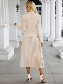SHEIN BIZwear 西裝領不對稱下擺西裝外套和百褶半身裙工作服 - 米色 - 查看 3