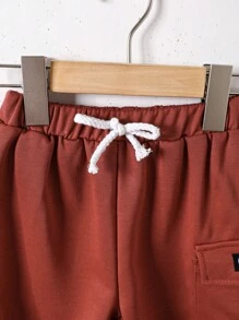 SHEIN Bộ thời trang bé trai Đắp vá Túi Dây kéo Lá thư Giải trí - Đỏ - Xem 4