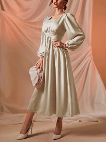 Modelyn 方领灯笼袖系带连衣裙长款女装