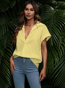 SHEIN Essnce Camisa unicolor con abertura de hombros caídos con botón delantero