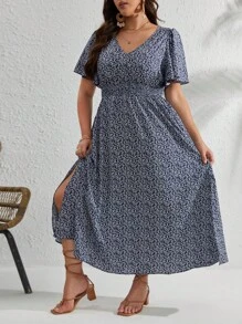 SHEIN VCAY 大碼碎花蝴蝶袖高衩連衣裙 - 藏蓝色 - 查看 4