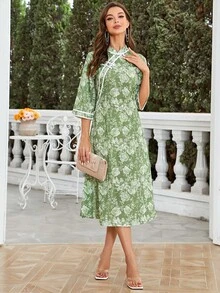 In hoa Cổ áo Mandarin Đầm - màu xanh lá - Xem 4