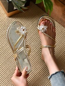 Women's Fashionable Gold Flat Sandals With Toe Loop - Gold - View 4