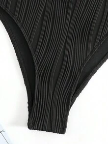 Swim SXY 鏤空十字交叉後背繫帶吊脖連體泳衣 - 黑色 - 查看 3