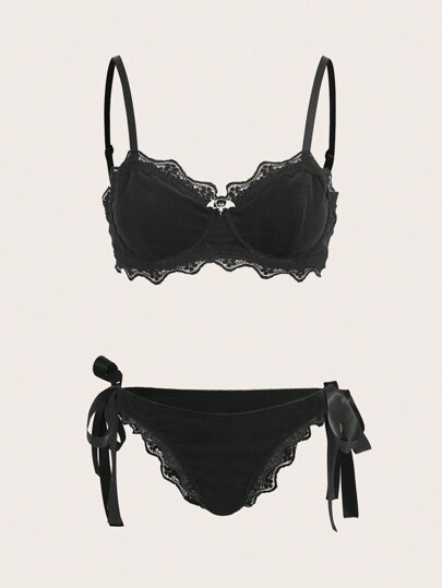 Goth Contrast Lace Underwire Lingerie Set