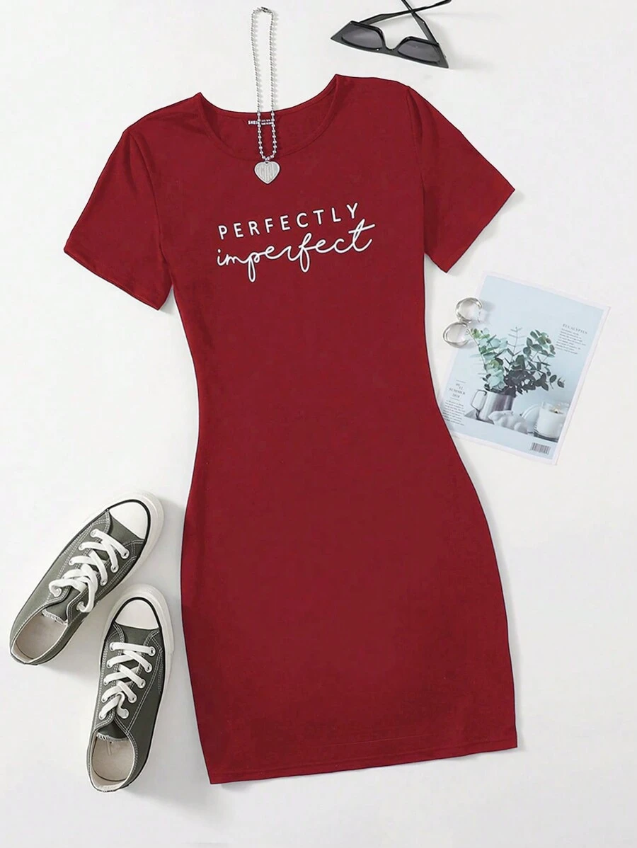 SHEIN Unity 女士休闲字母印花短袖迷你连衣裙，适合日常通勤，夏季 - 紅色 - 查看 1