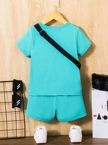 SHEIN 男孩實心t恤＆卡通圖形短褲＆袋子