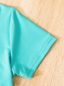 SHEIN 男孩實心t恤＆卡通圖形短褲＆袋子