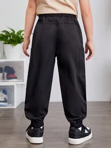 SHEIN 男小童字母補丁細節側口袋長褲 - 黑色 - 查看 2