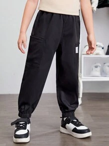 SHEIN 男小童字母補丁細節側口袋長褲 - 黑色 - 查看 4