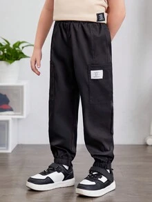 SHEIN 男小童字母補丁細節側口袋長褲 - 黑色 - 查看 5