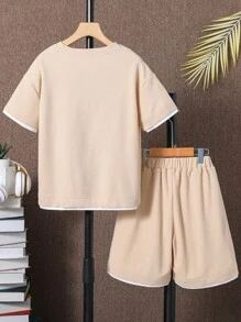 SHEIN cậu bé mười hai Chi tiết Patched thư Tee 2 trong1 & Quần short - Màu Khaki - Xem 2