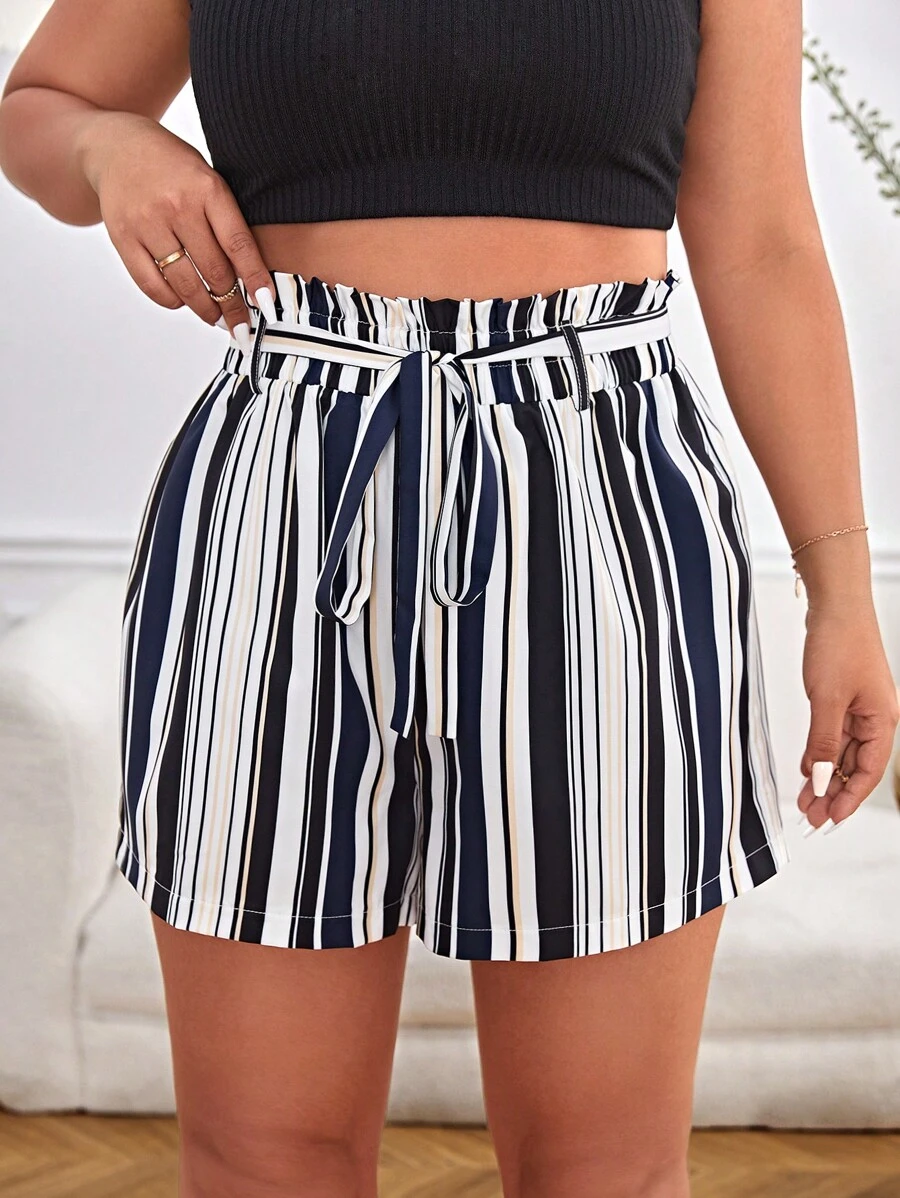 SHEIN Essnce 大碼條紋印花紙袋腰附腰帶短褲 - 藍白色 - 查看 1