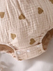 Bodysuits Em bé Nơ Bướm Xù Nút phía trước Tim - Màu be - Xem 6